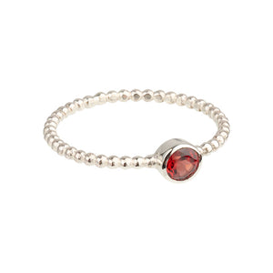 Luna - birthstone ring silver garnet January