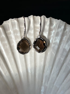 Riva - wavy edge silver earrings with smoky quartz