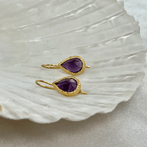 Veda - Tropfenohrringe Gold Amethyst
