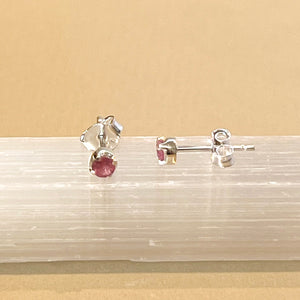 Sumi - Ohrstecker Silber rosa Turmalin Oktober