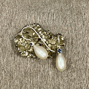 Uma - Perltropfen mit Saphir-Edelsteinen Silber