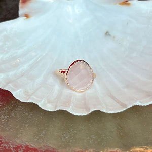 Riva - Ring mit Wellenkante Gold Rosenquarz