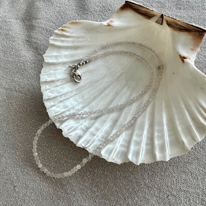 Sia - rose quartz necklace 41 cm