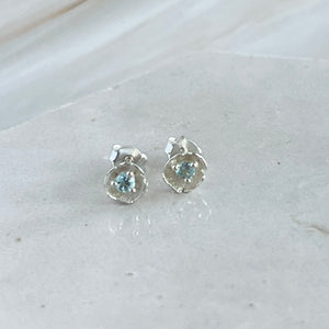 Dahlia - mini flower stud earring silver with blue topaz gemstone