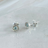 Dahlia - mini flower stud earring silver with blue topaz gemstone