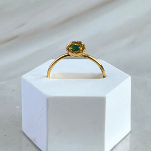 Dahlia - golden mini flower ring emerald
