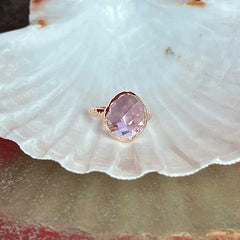 Riva - wavy edge ring gold light amethyst