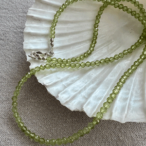 Sia - Kette Peridot 50 cm