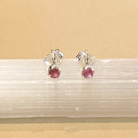 Sumi - Ohrstecker Silber rosa Turmalin Oktober