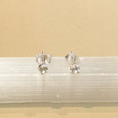 Sumi - stud earrings silver white topaz April