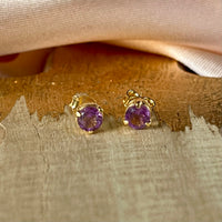 Yaya - Ohrstecker Gold heller Amethyst Juni