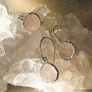 Riva - wavy edge ring silver rose quartz